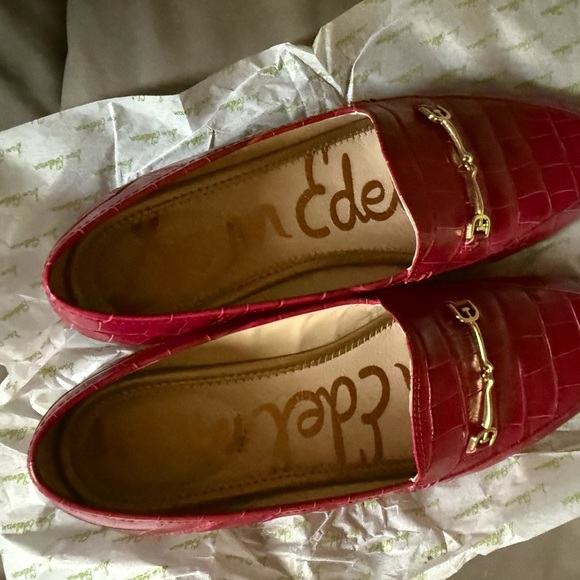 Sam Edelman Loraine Loafers in Berry Croc - Picture 7 of 11